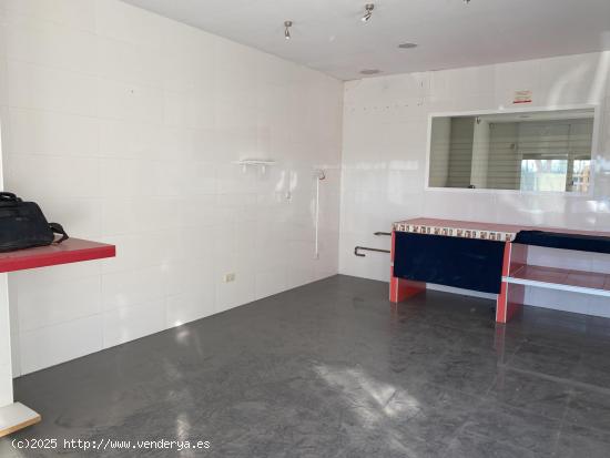 LOCAL EN VENTA O ALQUILER EN ALAQUÁS - VALENCIA