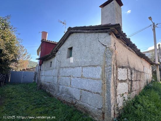 Casa con patio, cerca de Ourense. Muy económica. TOEN. - ORENSE