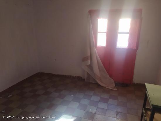 EN VENTA CASA EN FUENTES CLARAS - TERUEL