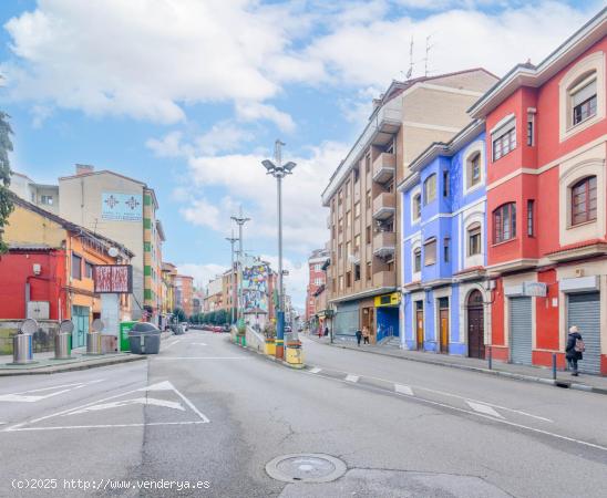 EDIFICIO PARA REHABILITAR EN SAMA DE LANGREO - ASTURIAS