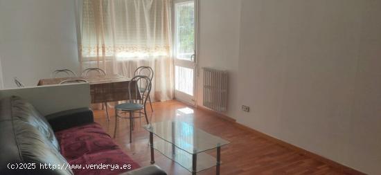 PISO AMUEBLADO EN VENTA - BARCELONA