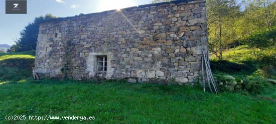 PRECIOSA CABAÑA PASIEGA EN SELAYA - CANTABRIA