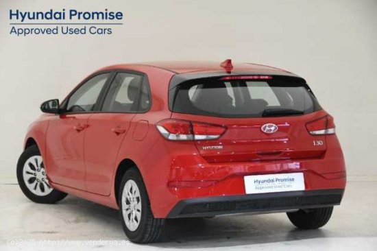 Hyundai i30 ( 1.5 DPI Essence 110 )  - Fornells de la Selva