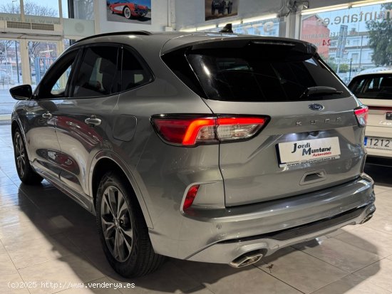 Ford Kuga ST-LINE 1.5T ECOBOOST 150CV.- 