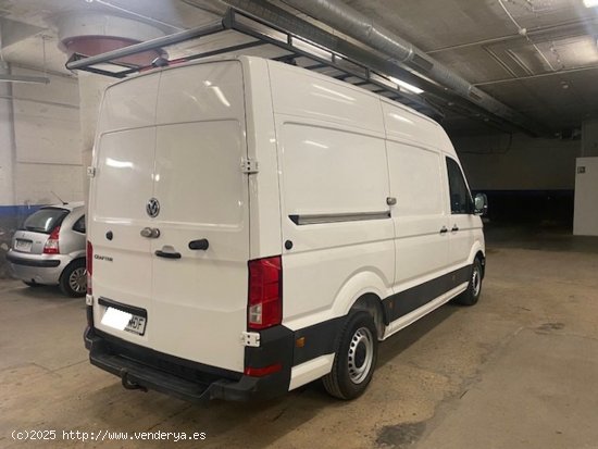 Volkswagen Crafter 35 Furgon BL TA L3H3 2.0TDI 103kW140CV - GARANTIA FÁBRICA 12/2025 - Barcelona