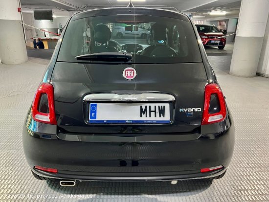 Fiat 500 Hybrid. Solo 9990km. Aceptamos coche. - Barcelona