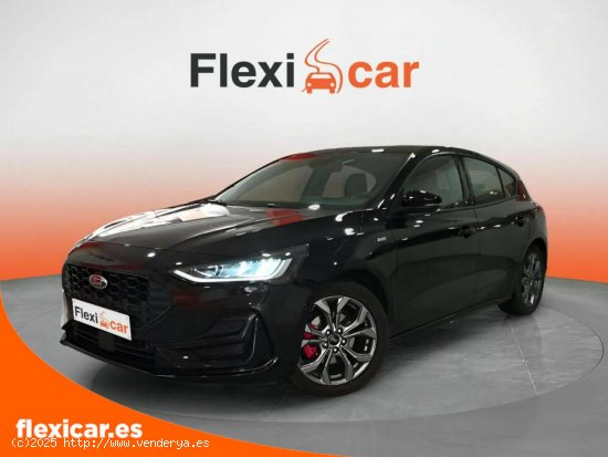 Ford Focus 1.0 Ecob. MHEV 92kW ST-Line Design SIP - Sabadell