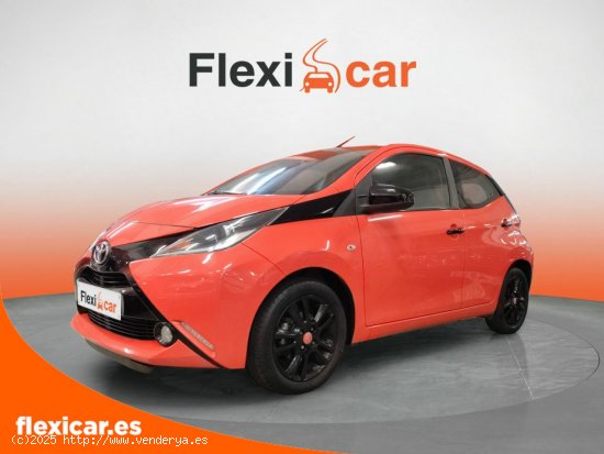 Toyota Aygo 1.0 70 x-cite - Badalona