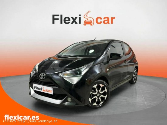 Toyota Aygo 1.0 70 x-play - Gavá