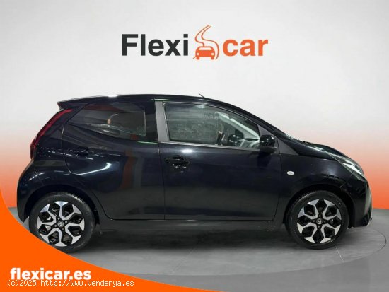 Toyota Aygo 1.0 70 x-play - Gavá