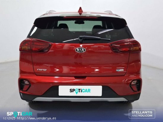 Kia Niro  1.6 GDi HEV 104kW (141CV) Emotion - Sant Boi de Llobregat