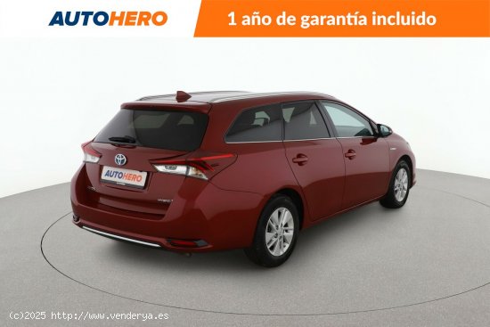 Toyota Auris 1.8 Hybrid Active - 