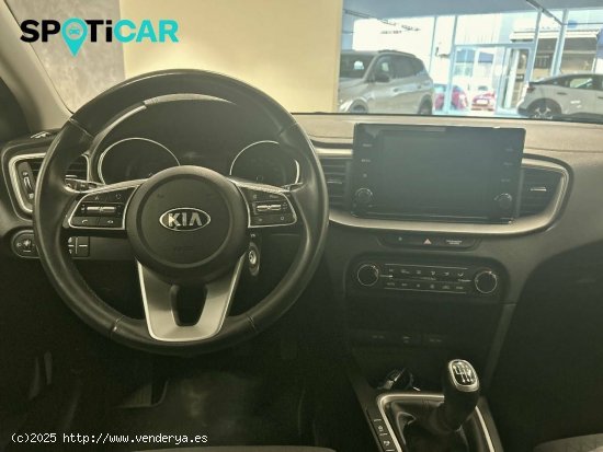 Kia XCeed  1.0 T-GDi  88kW (120CV) Drive - Badajoz