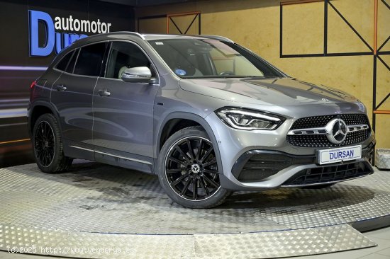 Mercedes GLA    250 e - 