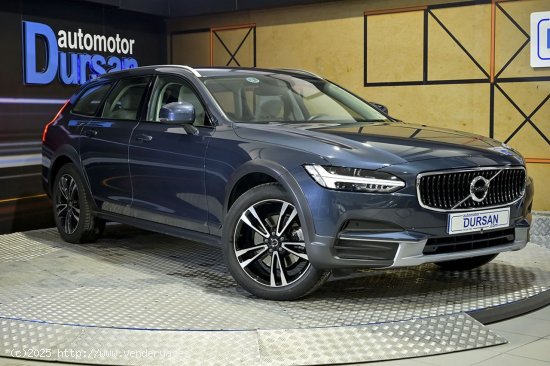 Volvo V90   2.0 D4 AWD Pro Auto - 