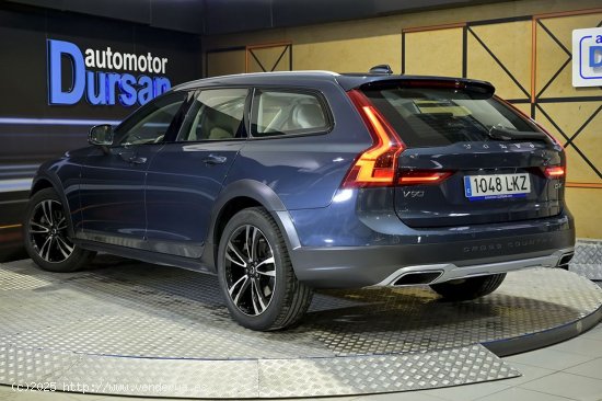 Volvo V90   2.0 D4 AWD Pro Auto - 