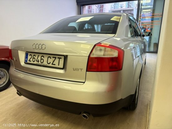 Audi A4 1.8 T - 