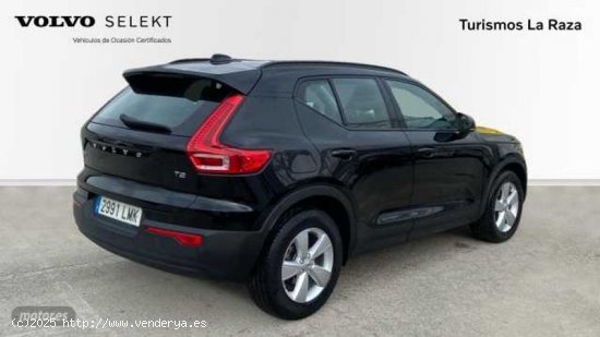 Volvo XC40 TODOTERRENO 1.5 T2 MOMENTUM CORE AUTOMATICO 129CV 5P de 2021 con 48.571 Km por 26.900 EUR