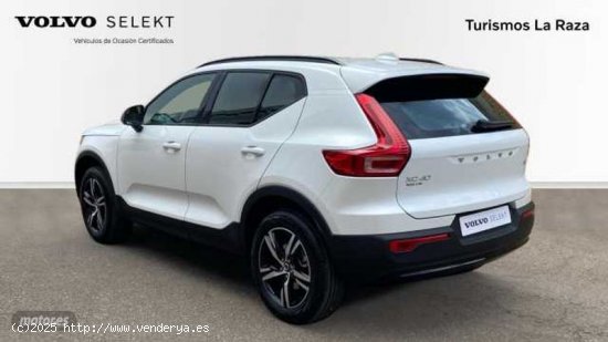 Volvo XC40 PLUS, B3, GASOLINA, DARK de 2024 con 5 Km por 39.900 EUR. en Sevilla