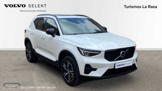 Volvo XC40 PLUS, B3, GASOLINA, DARK de 2024 con 5 Km por 39.900 EUR. en Sevilla