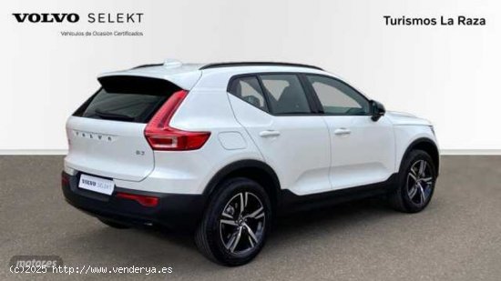 Volvo XC40 PLUS, B3, GASOLINA, DARK de 2024 con 5 Km por 39.900 EUR. en Sevilla