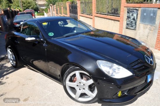 Mercedes Clase SLK 200K AMG PIEL. BIXENON NAVI. DVD FULLL de 2007 con 197.000 Km por 12.700 EUR. en 