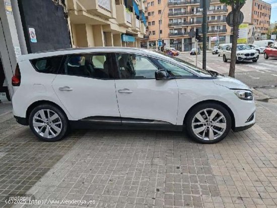 Renault Grand Scenic 1.3 Tce Limited 103kw de 2019 con 185.000 Km por 13.900 EUR. en Barcelona