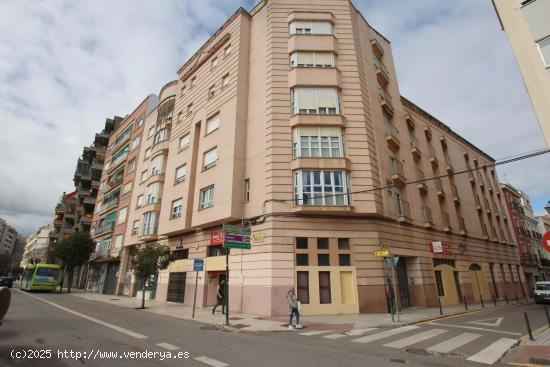  Gran piso a un paso del Palacio de Congresos - BADAJOZ 