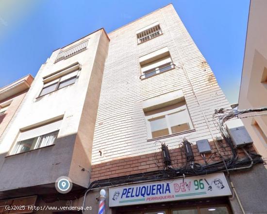  Venta piso con okupacion SINGUERLIN 40 (SANTA COLOMA DE GRAMENET) - BARCELONA 