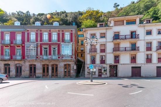 Edificio en Venta en Los Caleros 5, Luarca, Valdés. - ASTURIAS