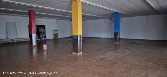 LOCAL COMERCIAL EN CAP SALOU - TARRAGONA