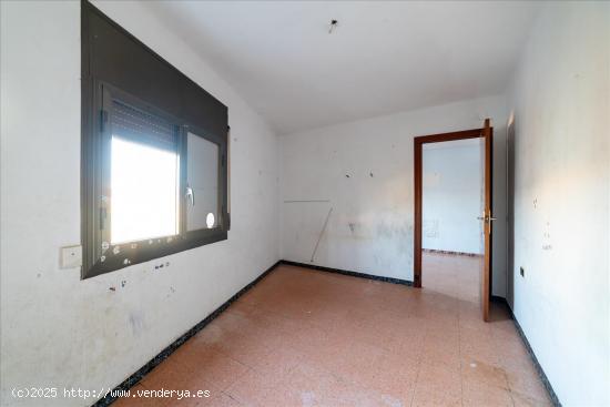 OPORTUNIDAD PISO EN VENTA EN EL CENTRO DE MOLLET DEL VALLÈS, BARCELONA - BARCELONA