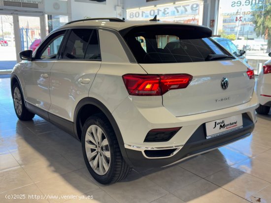 Volkswagen T-Roc 1.0TSI 110CV ADVANCE .- 