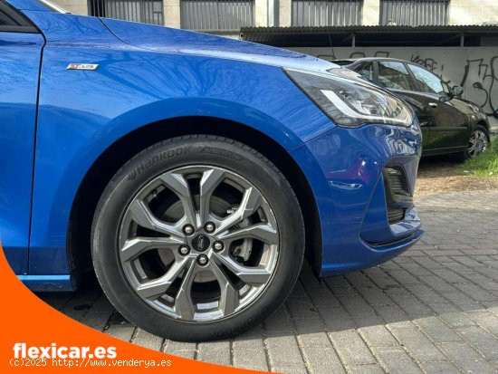 Ford Focus 1.0 Ecoboost MHEV 92kW ST-Line - Granada