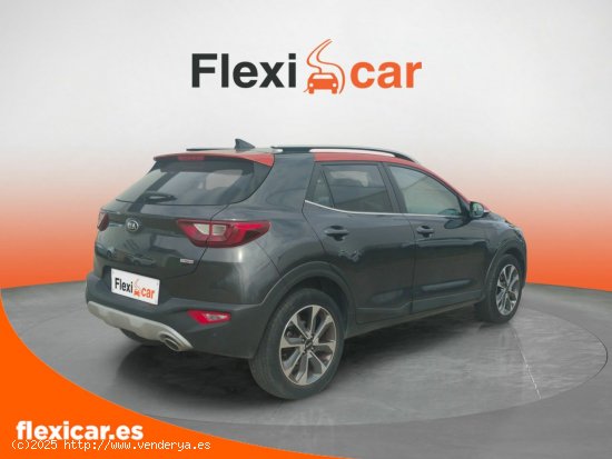 Kia Stonic 1.0 T-GDi 74kW (100CV) Drive - Cáceres