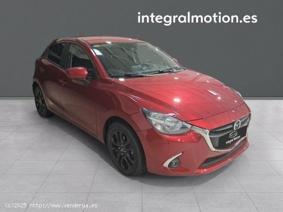 Mazda 2 1.5 GE 66kW (90CV) Black Tech Edition - Sada