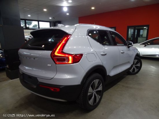 Volvo XC40 1.5 T4 Twin Recharge Inscription Auto - Madrid