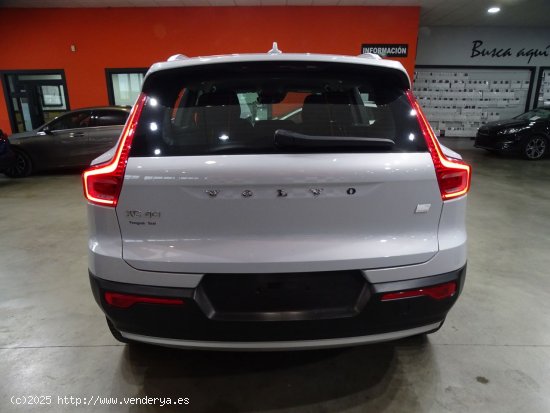 Volvo XC40 1.5 T4 Twin Recharge Inscription Auto - Madrid