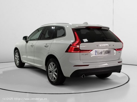 Volvo XC60 D4 Momentum 2WD - Sevilla