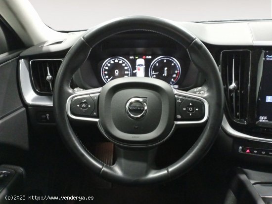 Volvo XC60 D4 Momentum 2WD - Sevilla