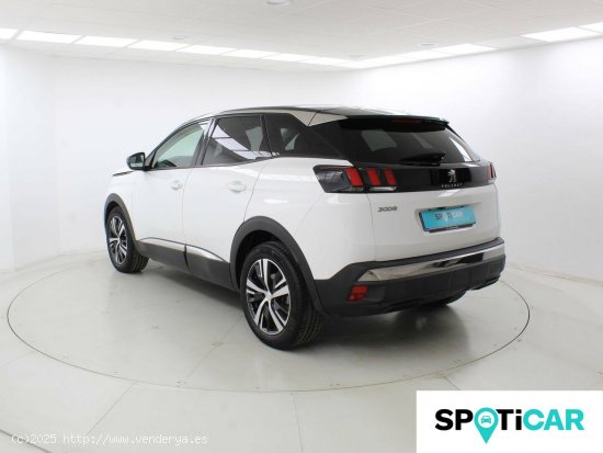 Peugeot 3008  1.2 PureTech 96KW (130CV) S&S Allure - Málaga