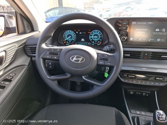 Hyundai i20  FL 1.0 T-GDi 73,5 kW (100 CV) Híbrido 48V MT6 2WD Blackline - 