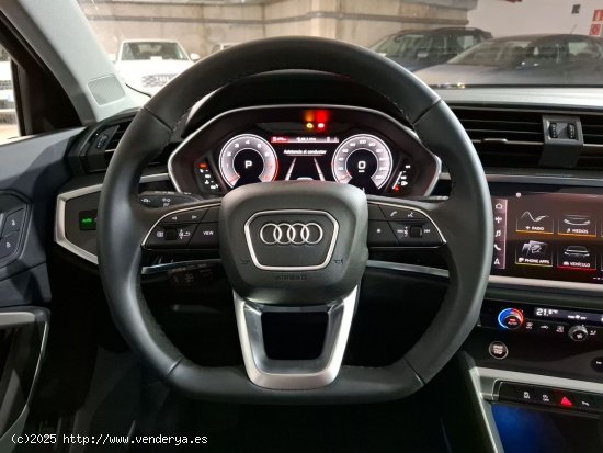 Audi Q3  Sport 35 TFSI 110 kW (150 CV) S tronic - 