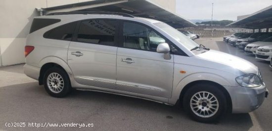 SSANGYONG Rodius en venta en Santpedor (Barcelona) - Santpedor