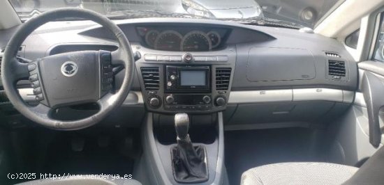 SSANGYONG Rodius en venta en Santpedor (Barcelona) - Santpedor