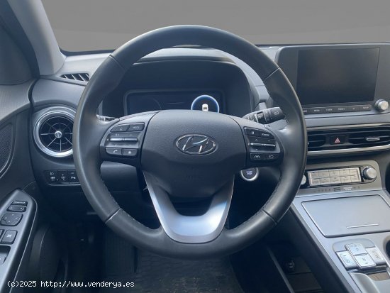 Hyundai Kona  Eléctrico FL 150 kW (204 CV) HiTech - 