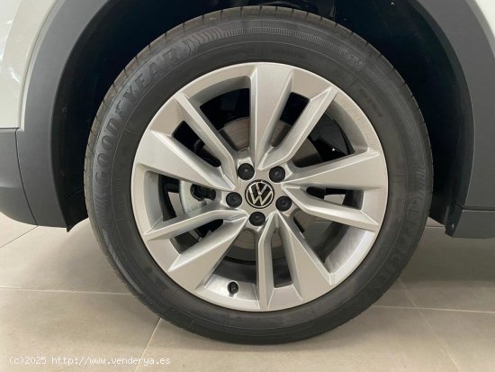 Volkswagen T-Cross  Más 1.0 TSI 70 kW (95 CV) SG5 - 