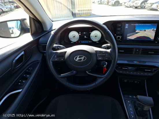 Hyundai i20  FL 1.0 T-GDi 73,5 kW (100 CV) DCT7 2WD Blackline - 