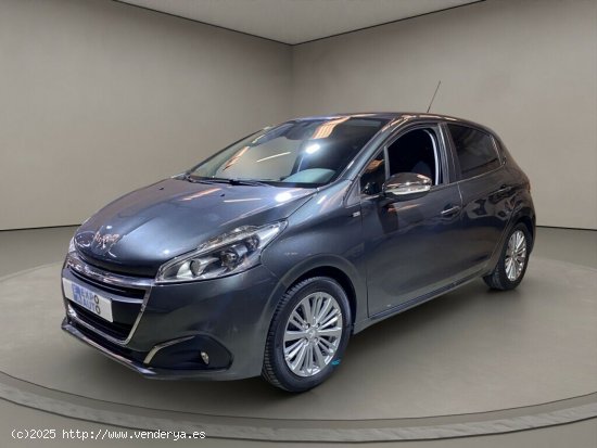 Peugeot 208 5P STYLE 1.2L PURETECH 60KW 82CV - Terrassa