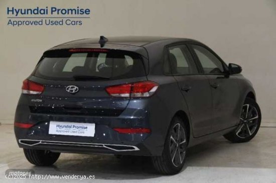 Hyundai i30 1.5 DPI Klass SLX 110 de 2024 con 10.871 Km por 19.990 EUR. en Guipuzcoa